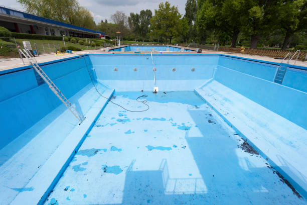 Best Water damage restoration services  in Woodbury, TN